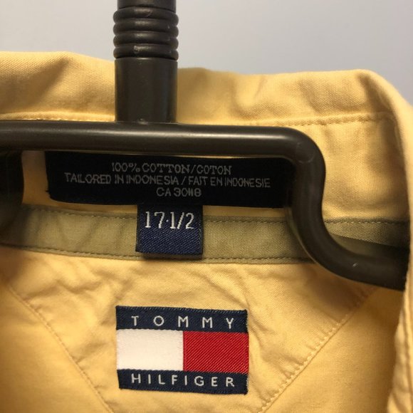 tommy hilfiger short sleeve button shirt - Picture 2 of 2